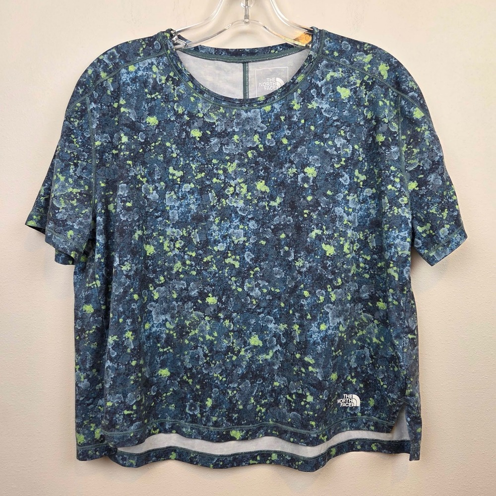 The North Face Womens EA Dawndream Relaxed Short Sleeve Top Blue Green Medium